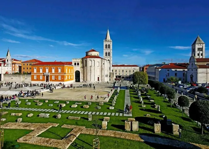 La Paulina's Iii Apartman