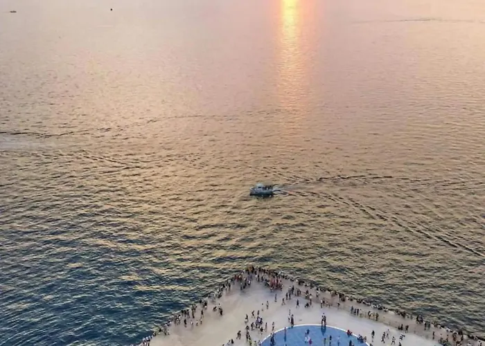 La Paulina's Iii * Zadar