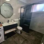 La Paulina's Iii Apartman *