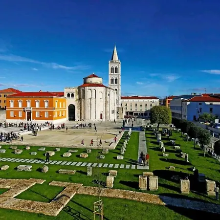 La Paulina's Iii 아파트