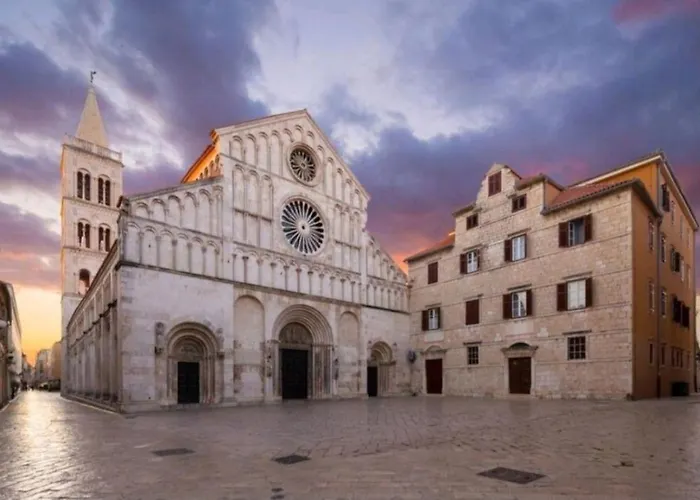 La Paulina's Iii Апартаменты Задар